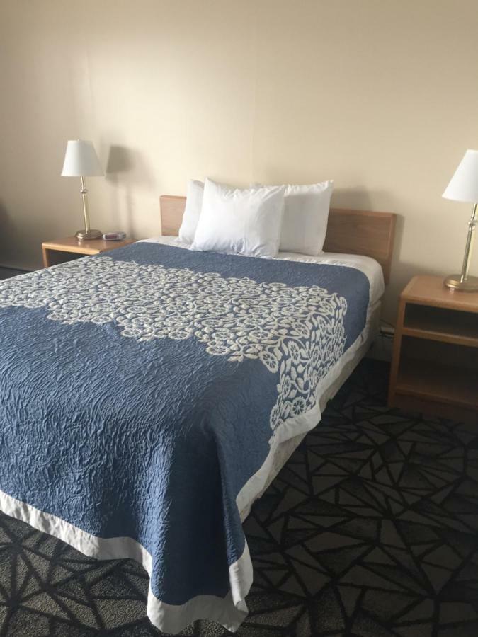 托马毫克汽车旅馆 里弗顿 外观 照片